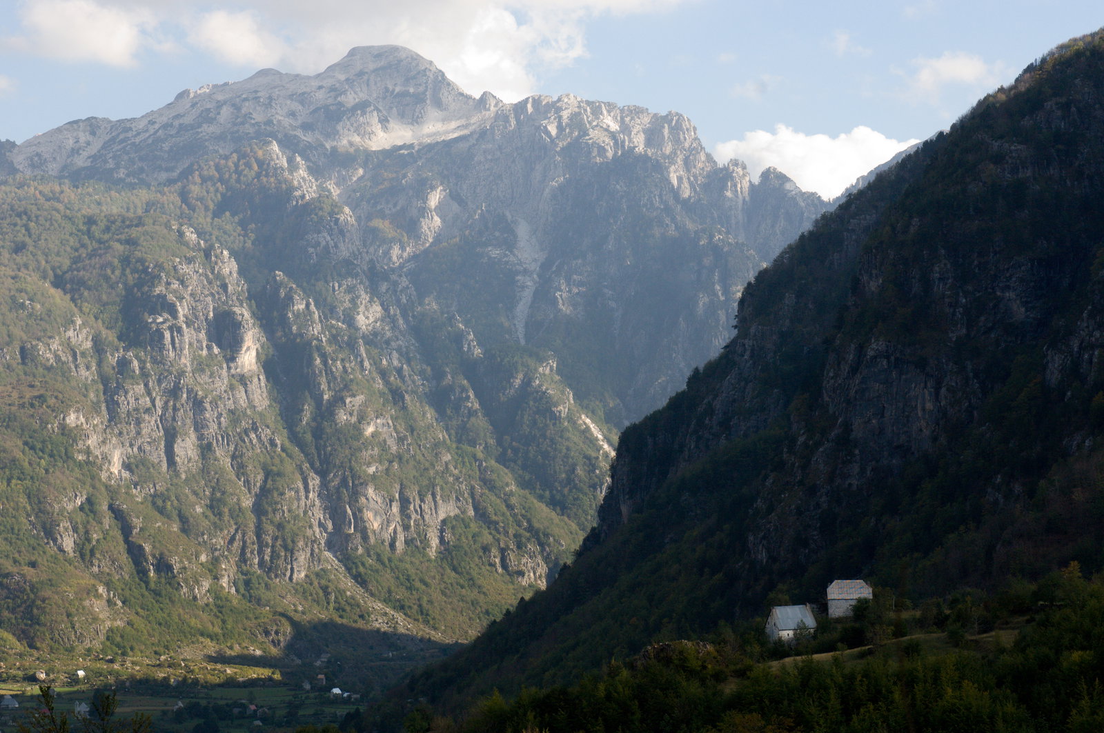 071002_1226_HZF7646